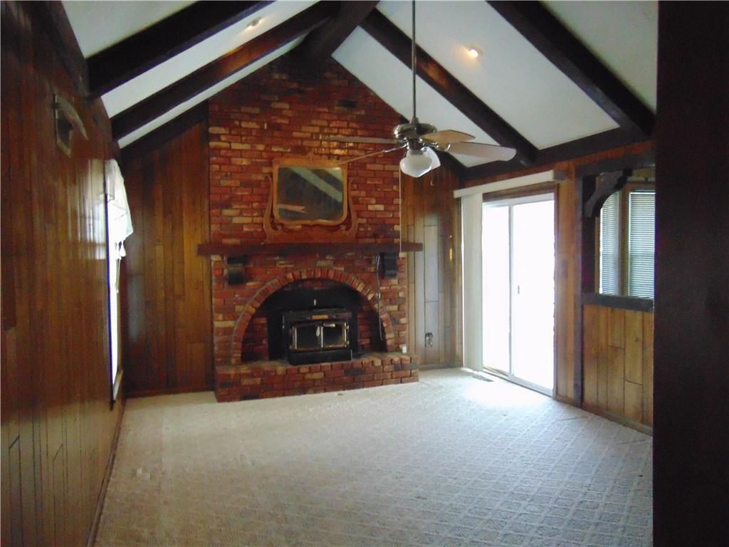 201 Johnston Drive — photo 4