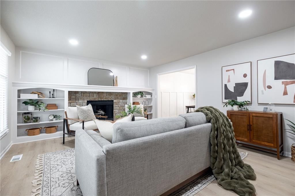 703 N SINGLETREE Street — photo 9