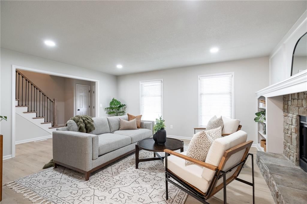703 N SINGLETREE Street — photo 12