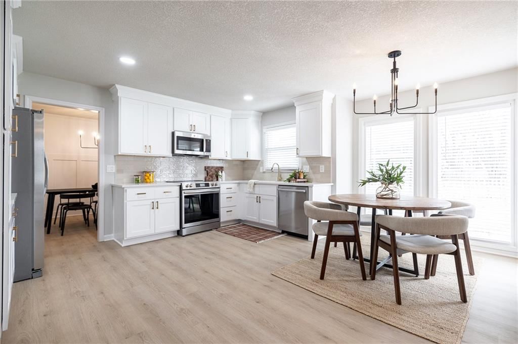 703 N SINGLETREE Street — photo 17