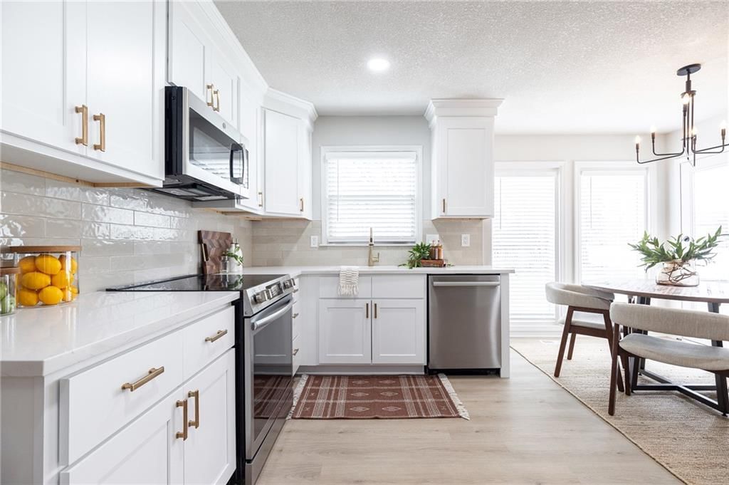 703 N SINGLETREE Street — photo 18