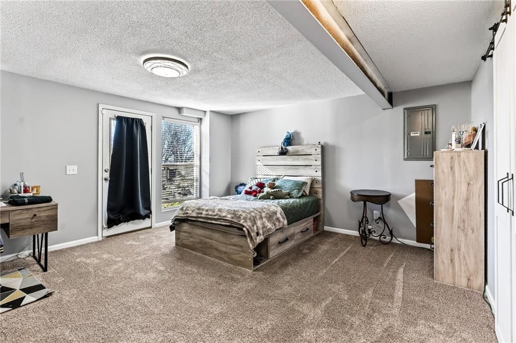 10314 N Laurel Avenue — photo 10