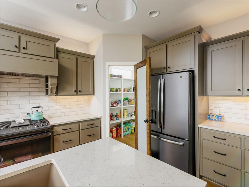1100 NE Goshen Court — photo 31