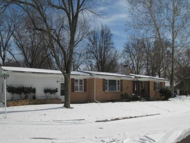 1216 Maple Lane — photo 2