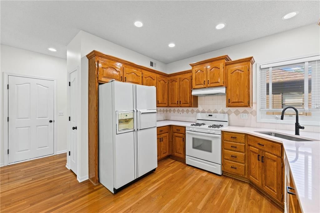 16764 W 157th Street — photo 10