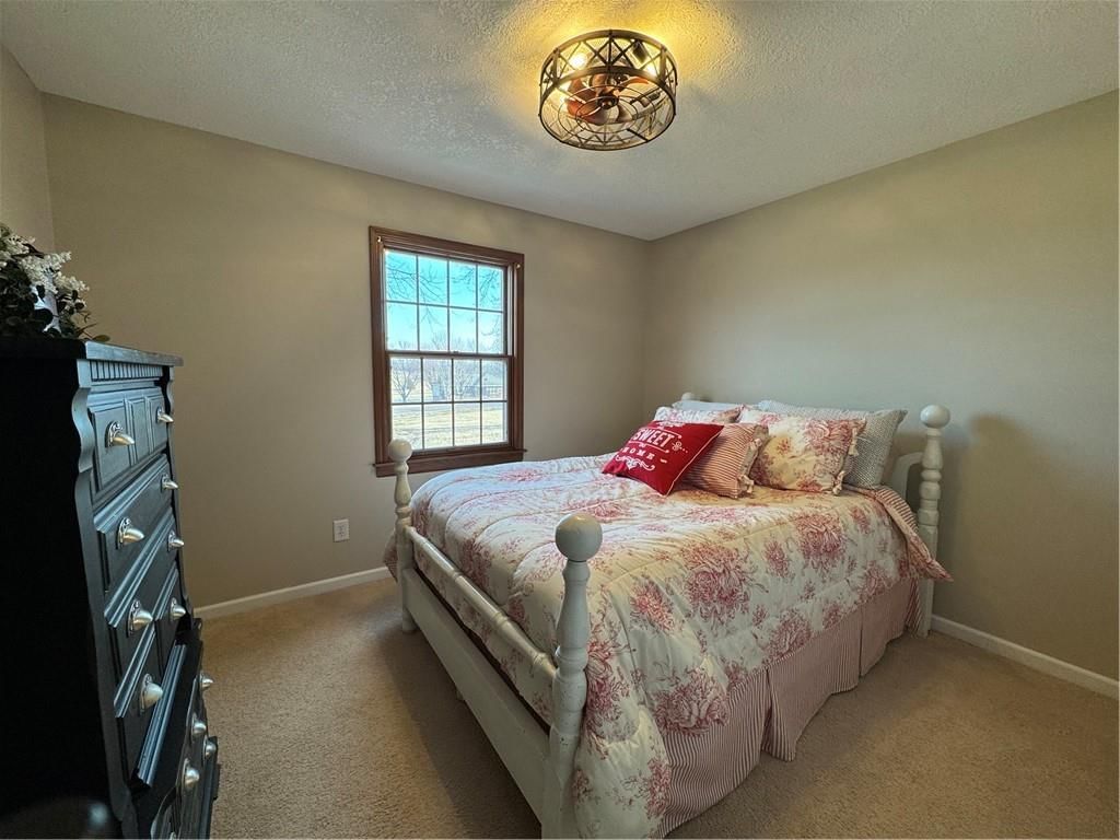 15 Lakevue Drive — photo 32