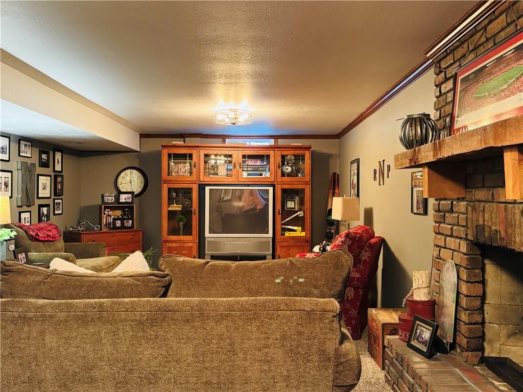 15 Lakevue Drive — photo 38