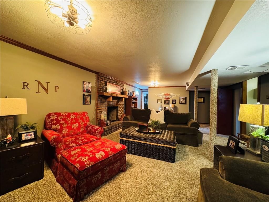 15 Lakevue Drive — photo 41