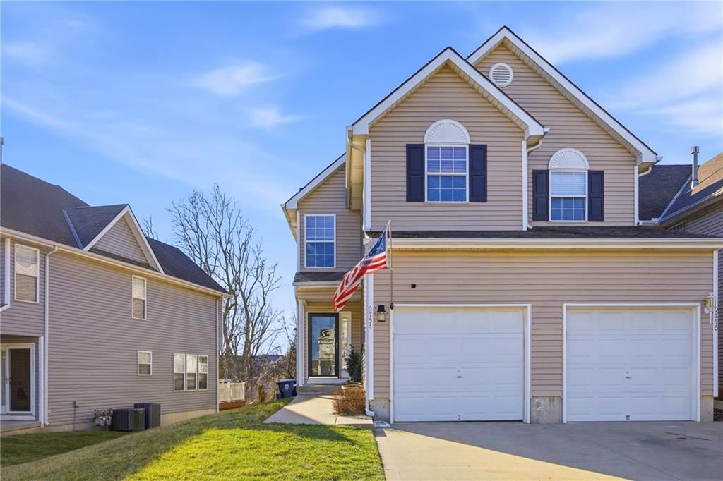 9754 N Lewis Avenue, Kansas City, MO