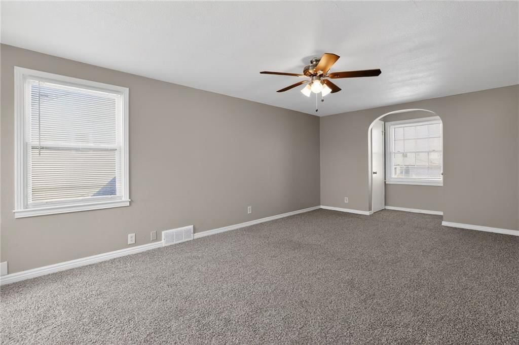 8016 HOLMES Road — photo 14