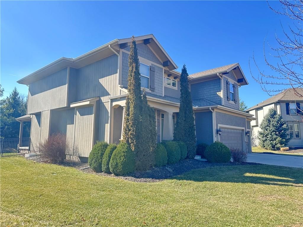 15828 Hayes Street — photo 3