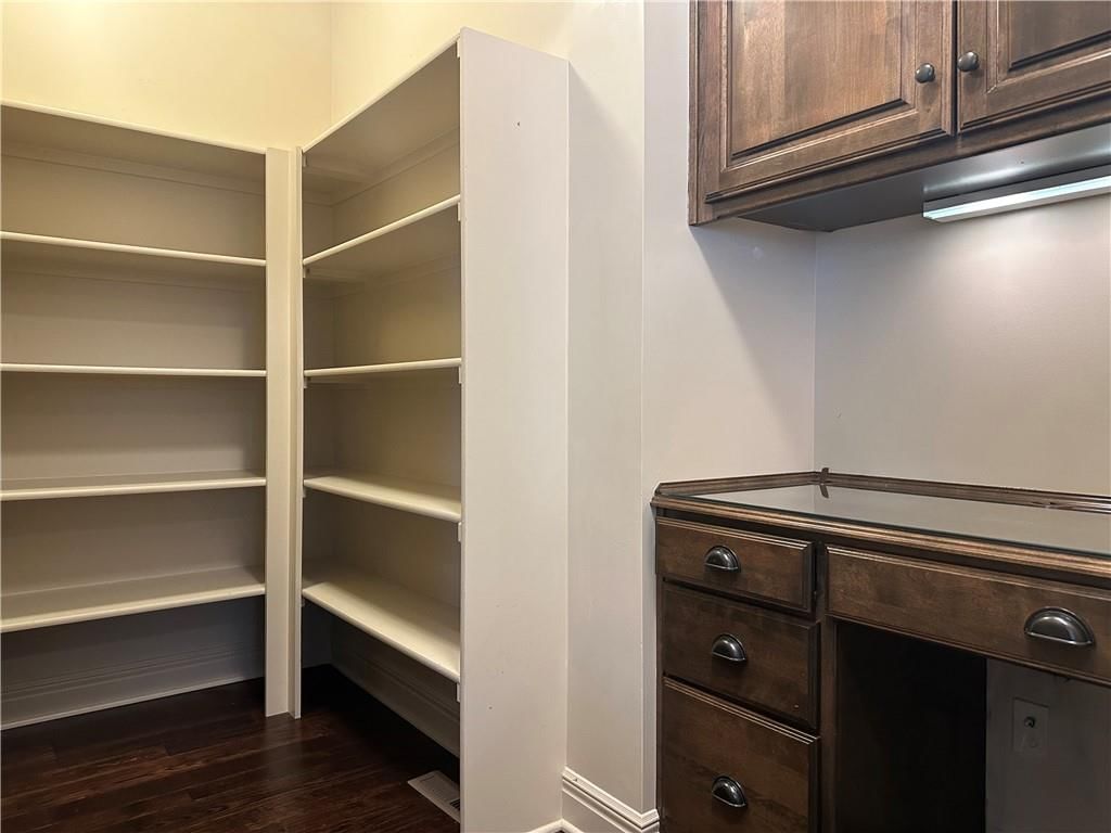 15828 Hayes Street — photo 12