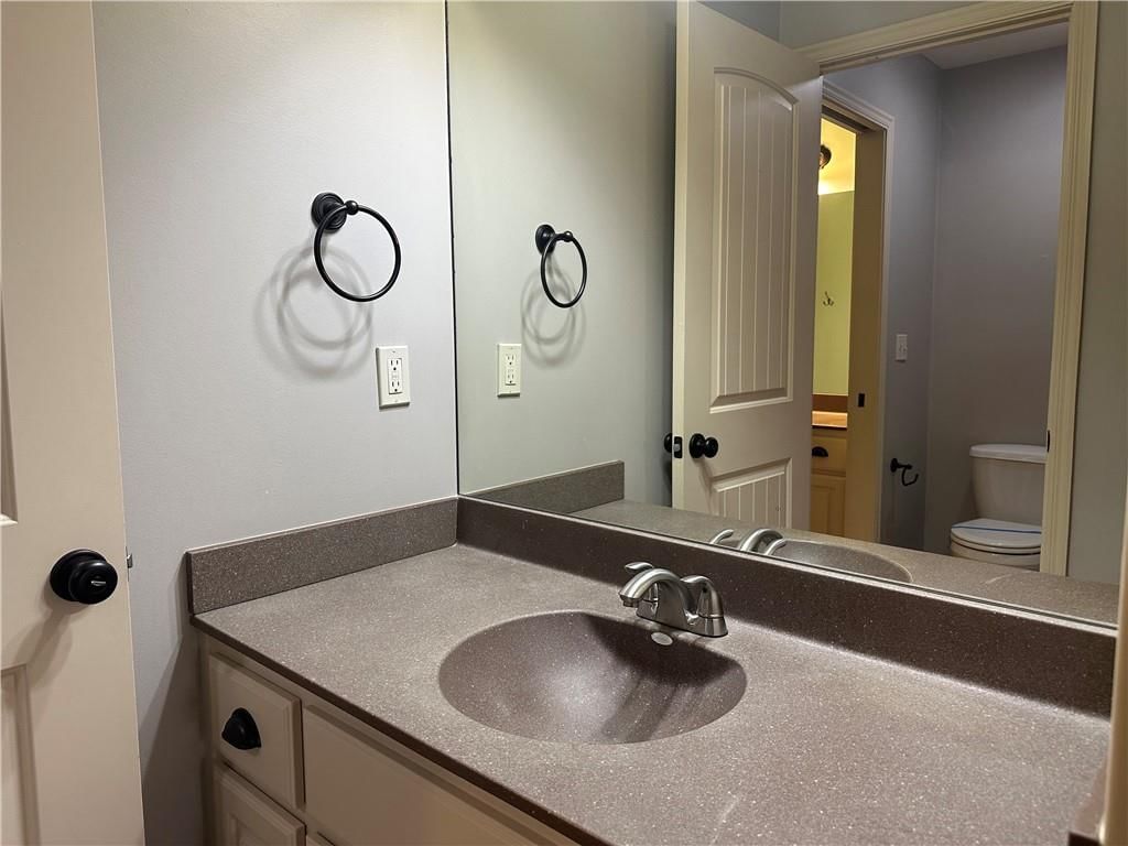 15828 Hayes Street — photo 34