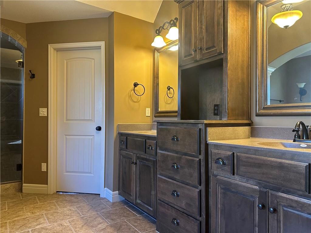 15828 Hayes Street — photo 41