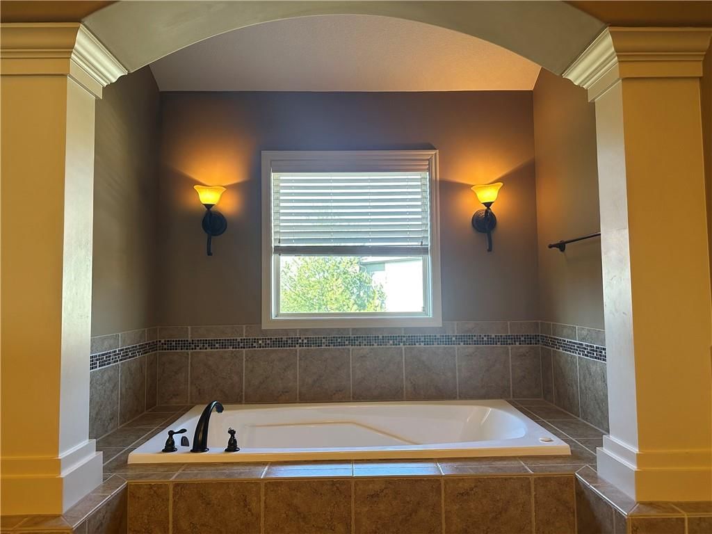 15828 Hayes Street — photo 43