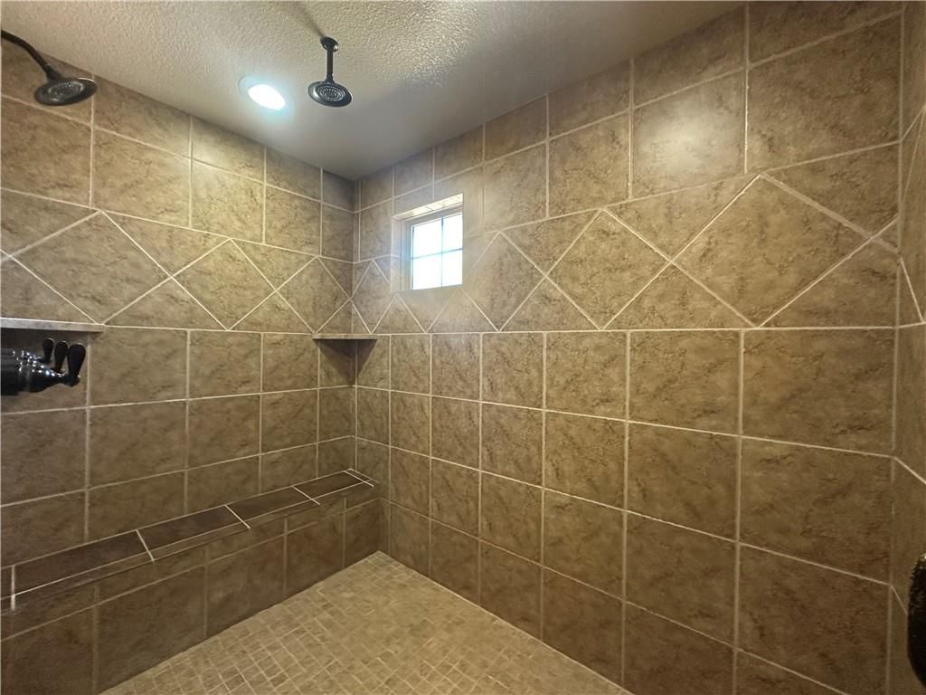 15828 Hayes Street — photo 44