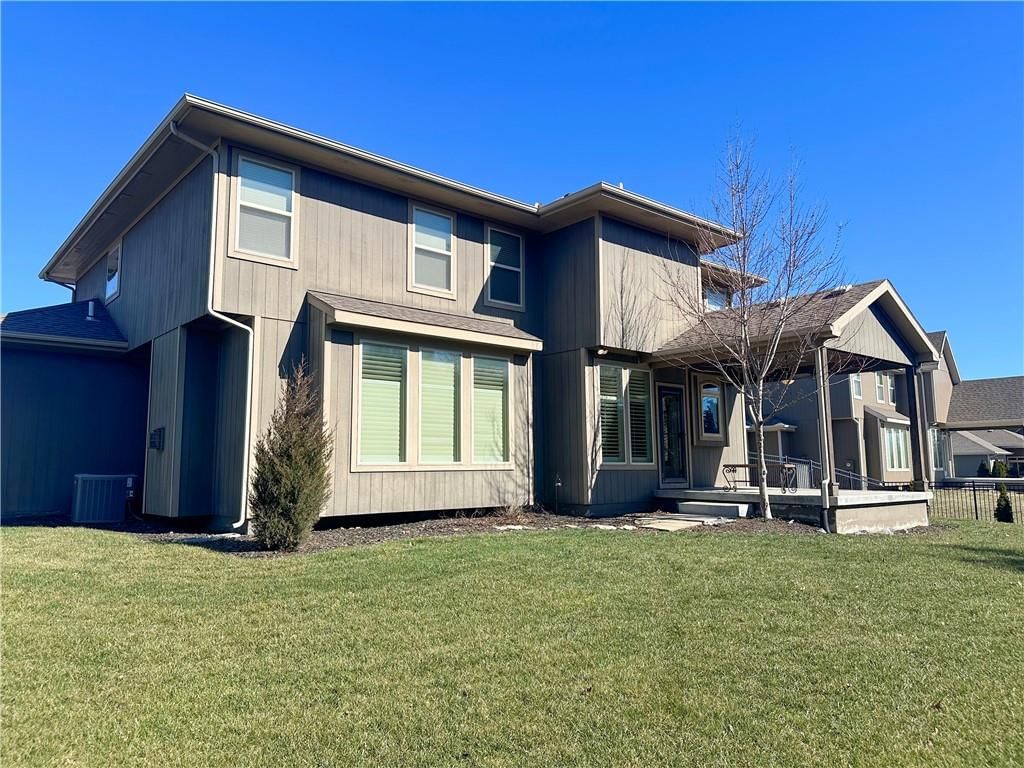 15828 Hayes Street — photo 48
