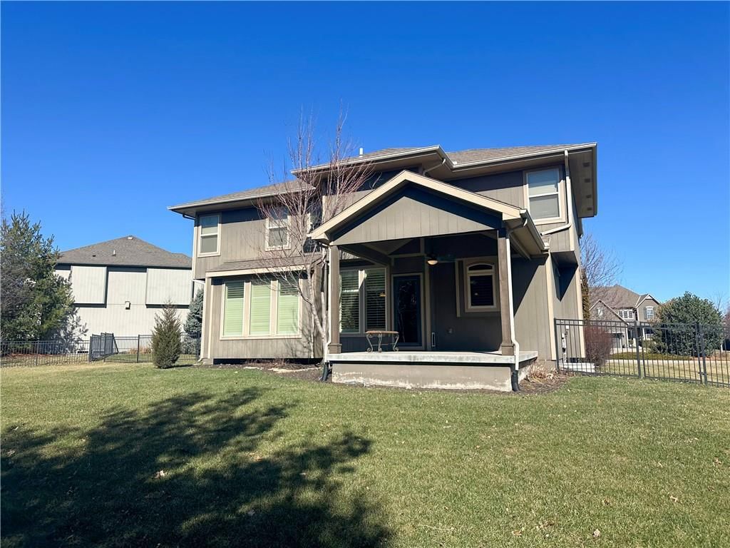 15828 Hayes Street — photo 50