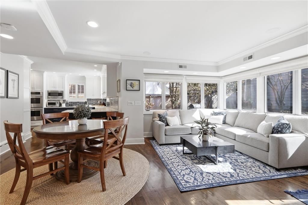 649 W Meyer Boulevard — photo 13