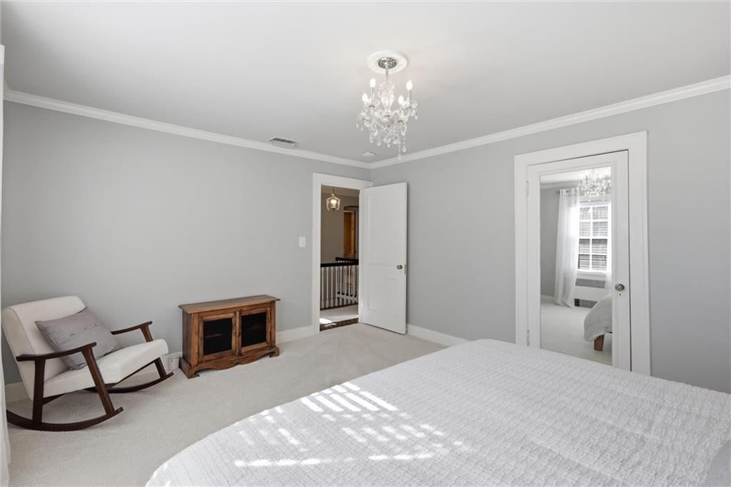 649 W Meyer Boulevard — photo 37