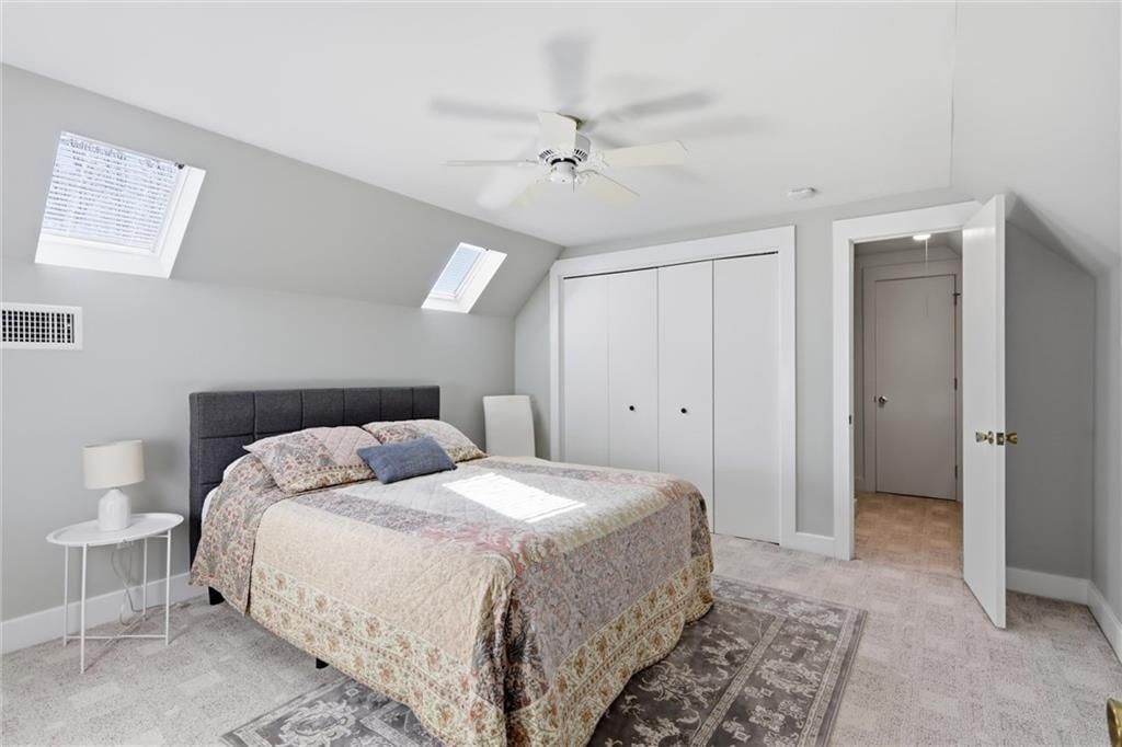 649 W Meyer Boulevard — photo 39