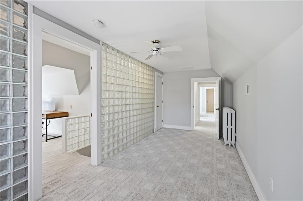 649 W Meyer Boulevard — photo 41