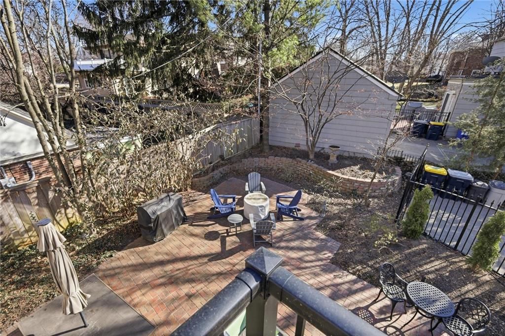 649 W Meyer Boulevard — photo 48