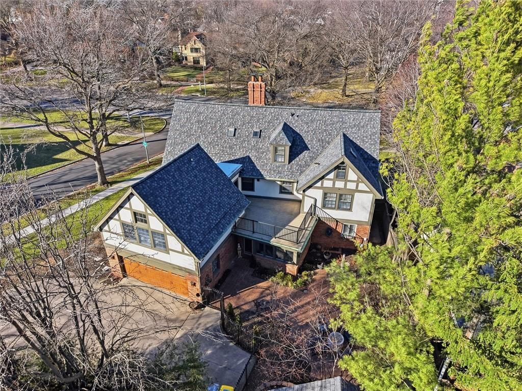 649 W Meyer Boulevard — photo 52