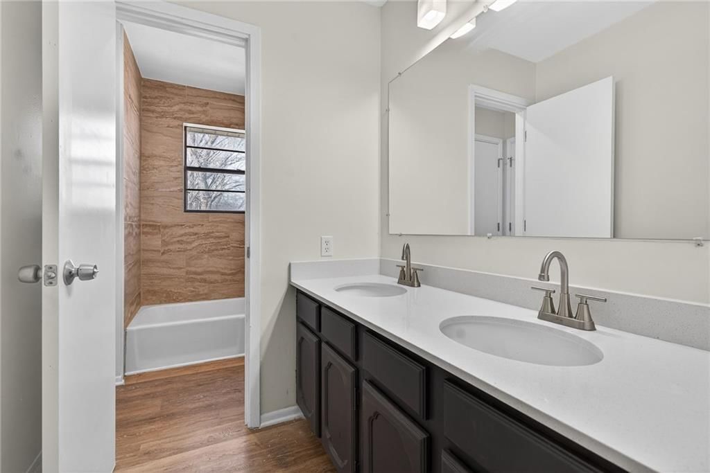 309 SE Avon Street — photo 11