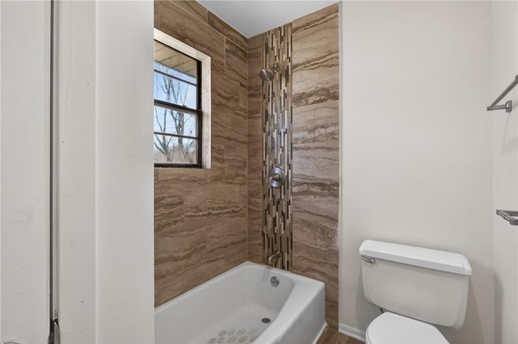 309 SE Avon Street — photo 13