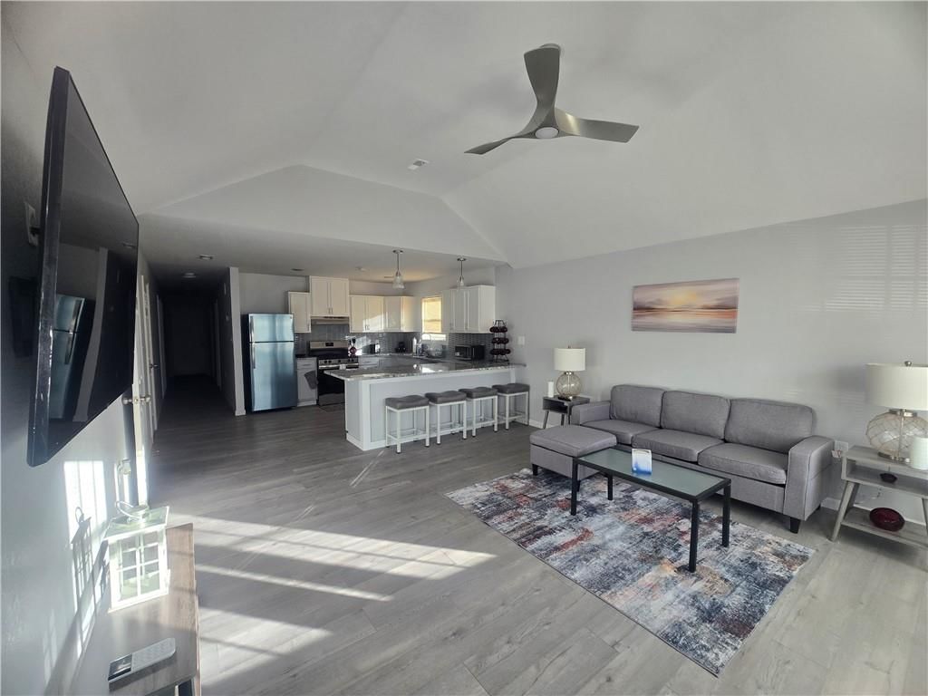 4939 Woodland Avenue — photo 6