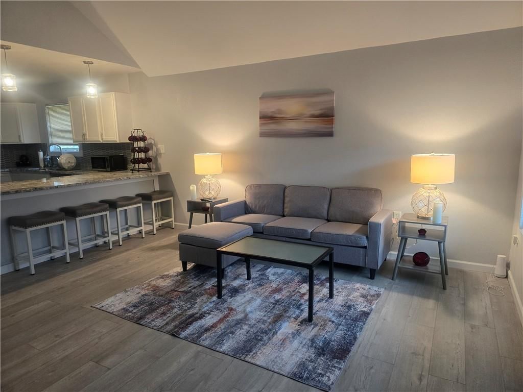 4939 Woodland Avenue — photo 8