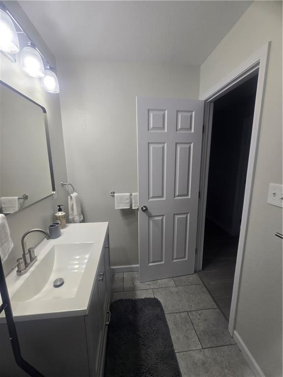 4939 Woodland Avenue — photo 22