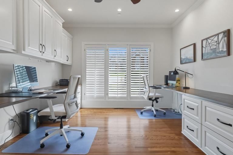 10640 S Glenview Lane — photo 18
