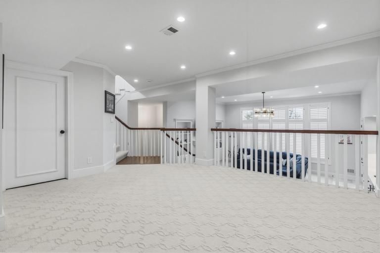 10640 S Glenview Lane — photo 56