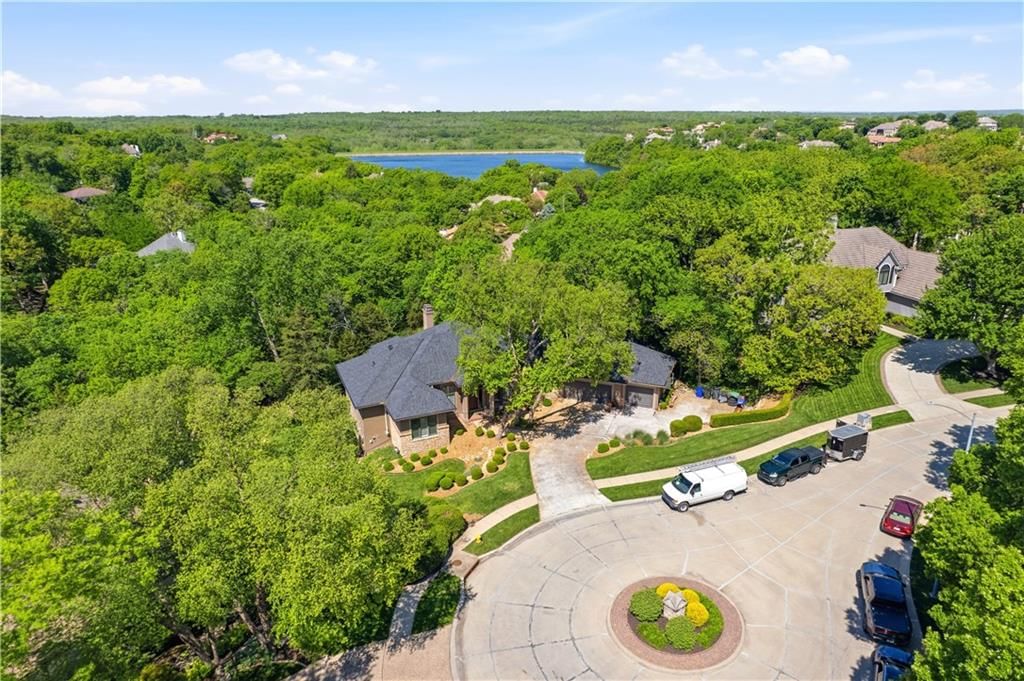 10640 S Glenview Lane — photo 83