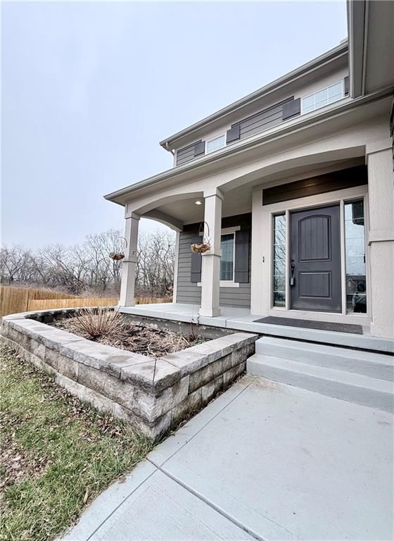 1900 Red Bud Court — photo 4