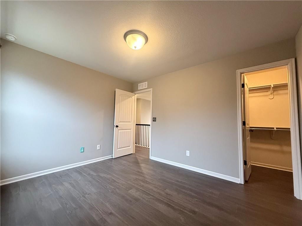 1900 Red Bud Court — photo 57