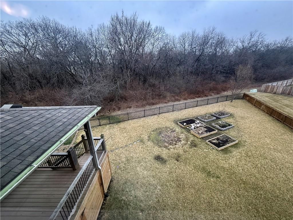 1900 Red Bud Court — photo 70