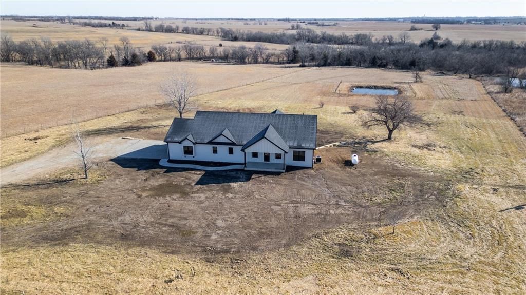 7406 SW Docking Road — photo 4
