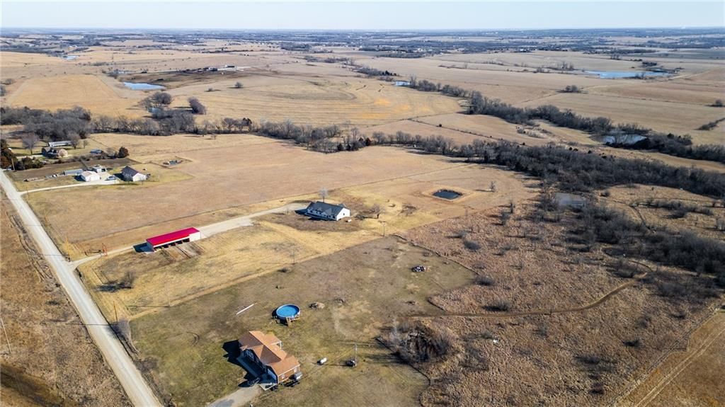 7406 SW Docking Road — photo 40