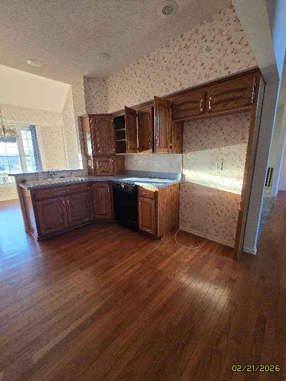 1204 N Elm Street — photo 5