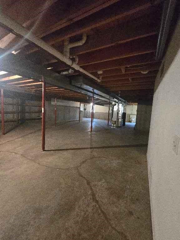 1204 N Elm Street — photo 15