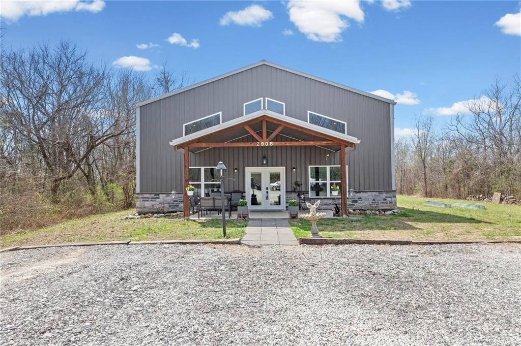 2906 N Twyman Road, Independence, MO