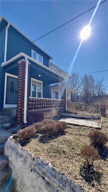 523 Tracy Avenue — photo 3