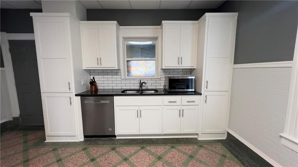 523 Tracy Avenue — photo 13