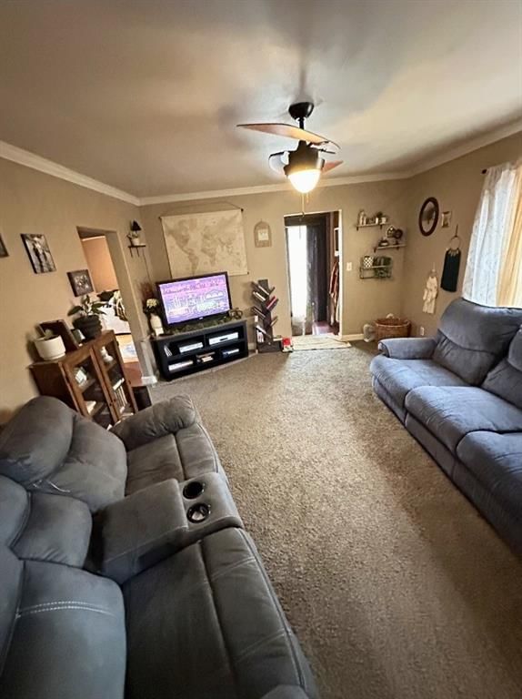 205 E Maple Street — photo 8