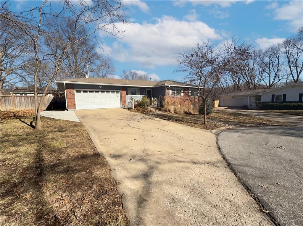 2622 Manor Terrace, Lawrence, KS