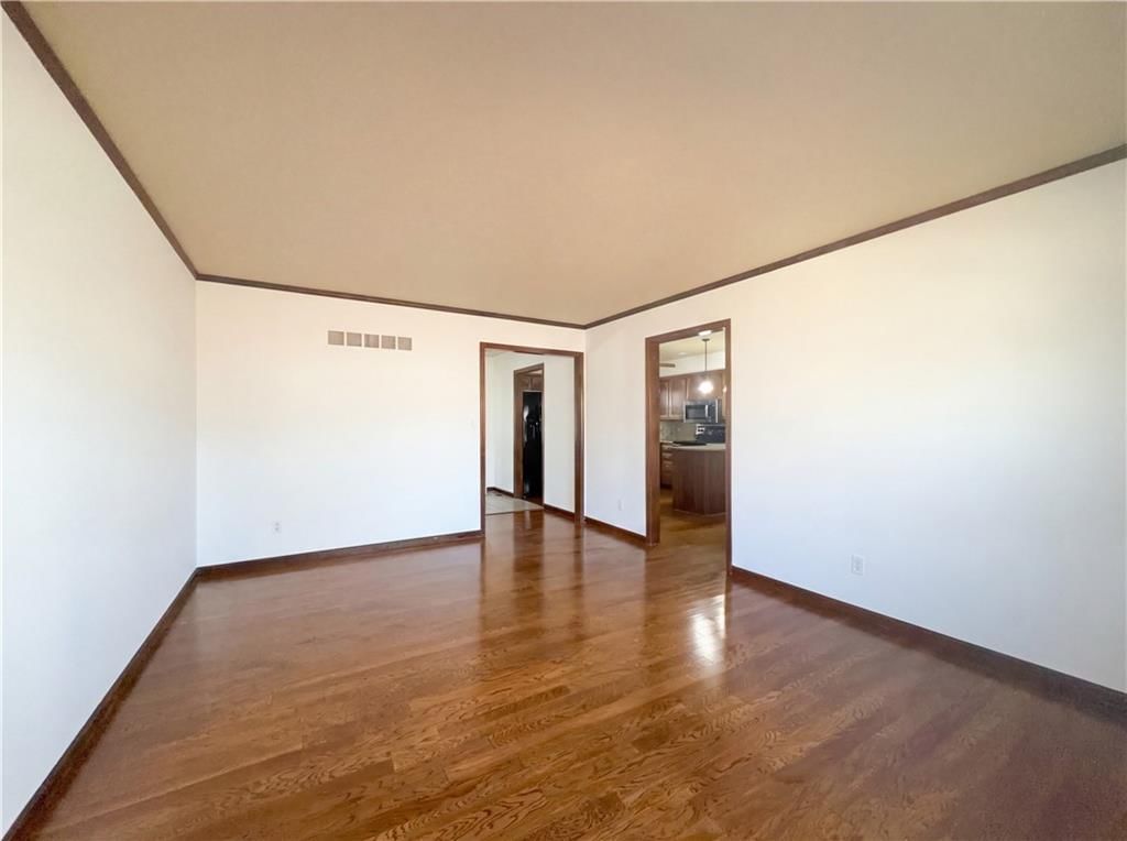 2622 Manor Terrace — photo 3