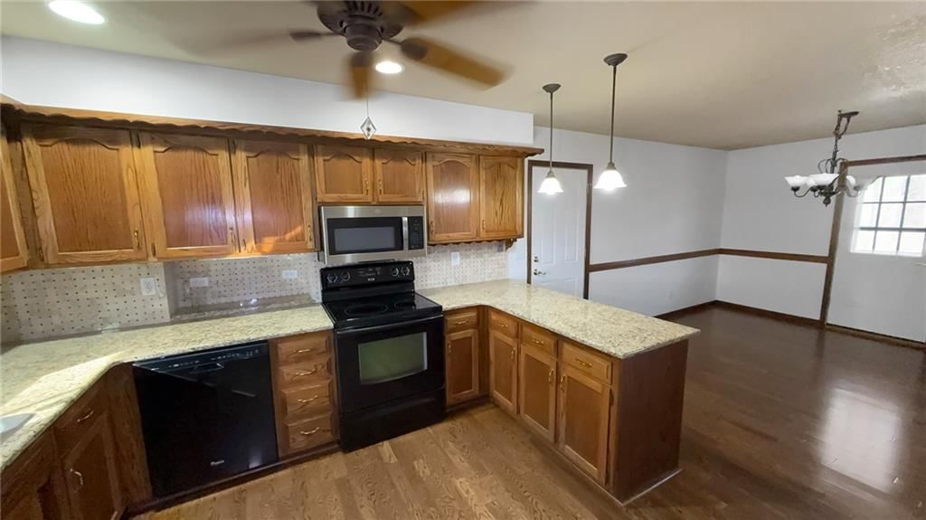 2622 Manor Terrace — photo 15